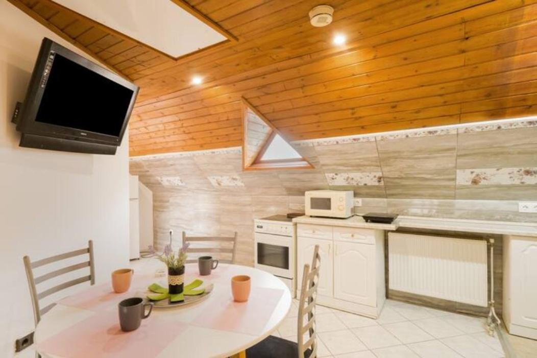 Aparthotel Azure House Keszthely Exterior foto