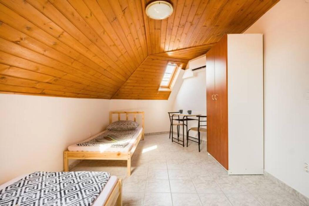 Aparthotel Azure House Keszthely Exterior foto